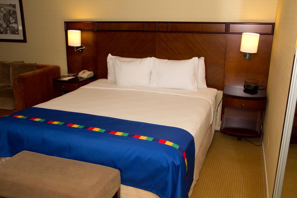 The Hotel Φρέσνο Εξωτερικό φωτογραφία