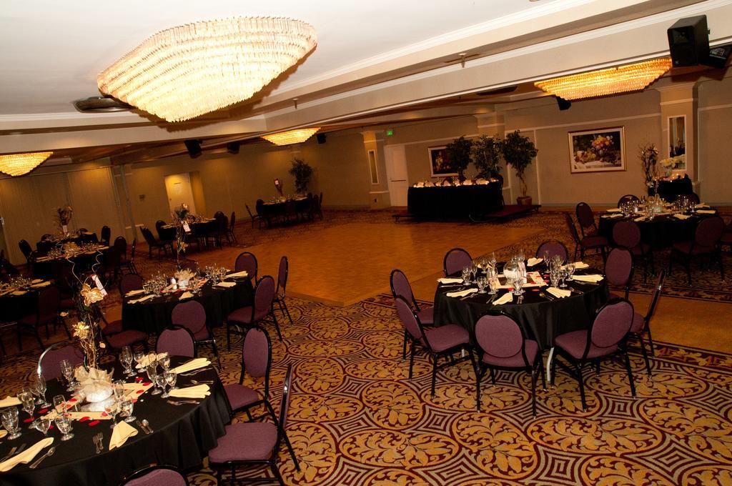 The Hotel Φρέσνο Εξωτερικό φωτογραφία