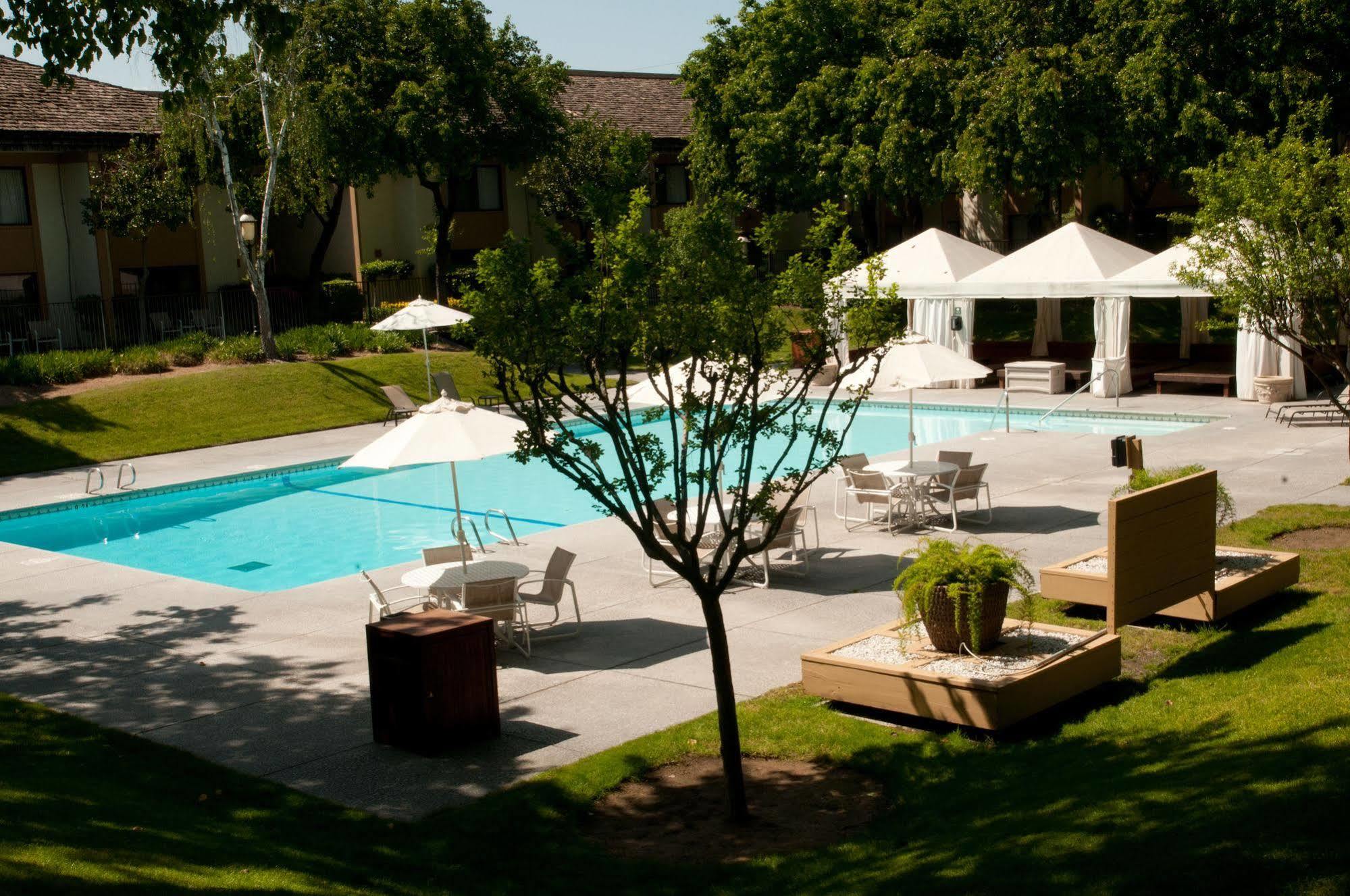 The Hotel Φρέσνο Εξωτερικό φωτογραφία
