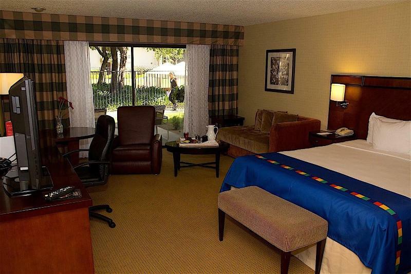 The Hotel Φρέσνο Εξωτερικό φωτογραφία